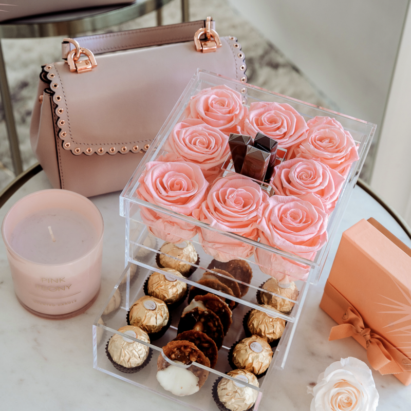 Boite 9 roses tiroir